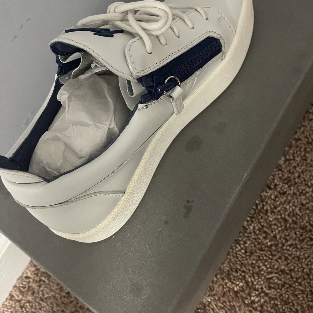 Giuseppe Zanotti(Gal) - Picture 3 of 3